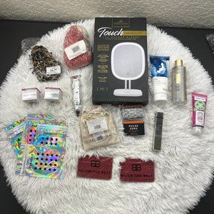 Makeup Skincare Bundle Kit Box FabFitFun 2021